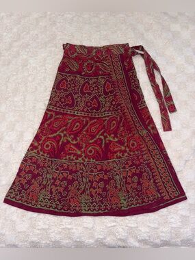 Vintage Bohemian Sport Whirl by Jeanne Campbell Cotton Wrap Skirt Red Green